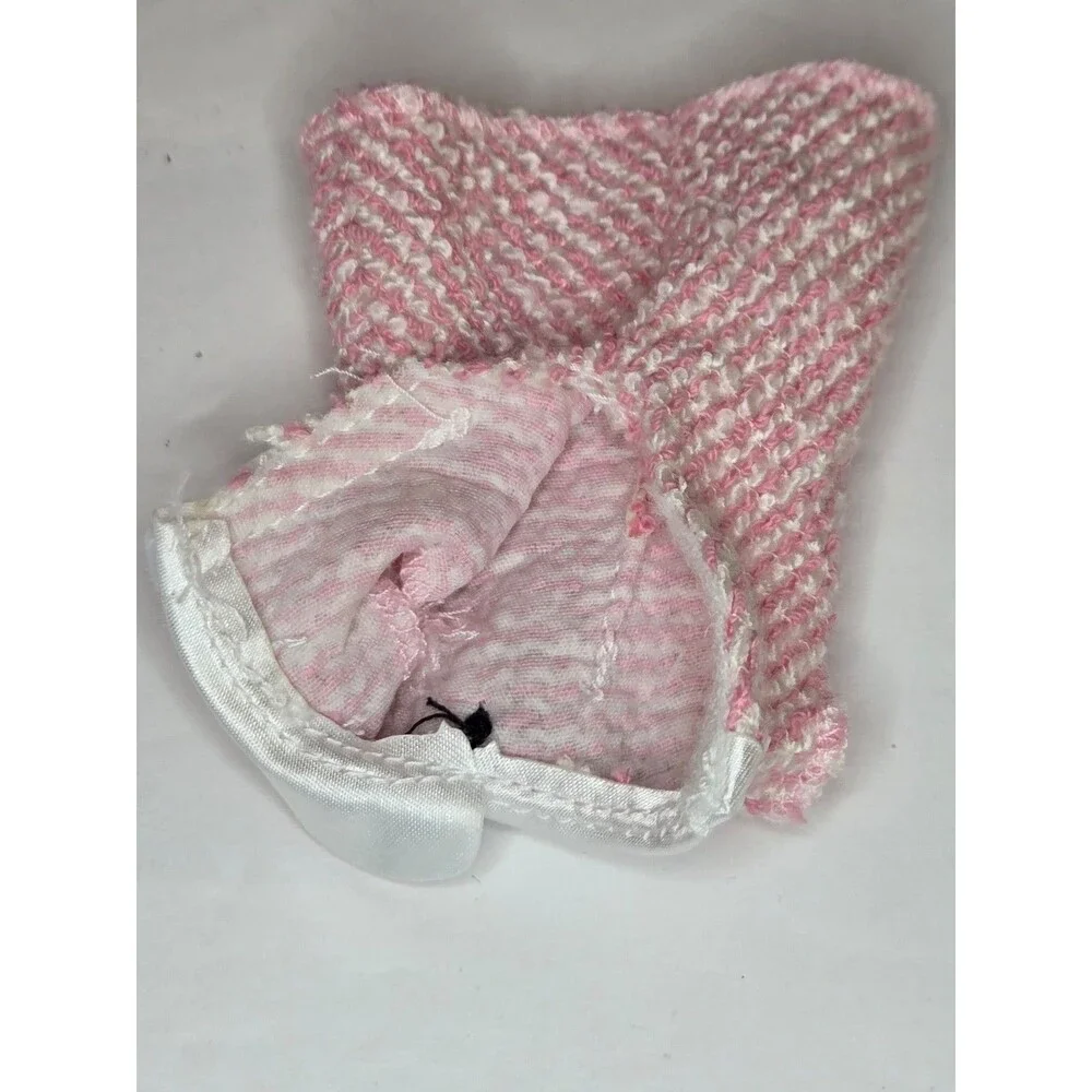 Rainbow High Bella Parker Pink and White Tweed Dress Series 2
